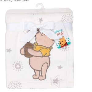 Lambs & Ivy Winnie the Pooh Cream fleece appliqued Baby Blanket